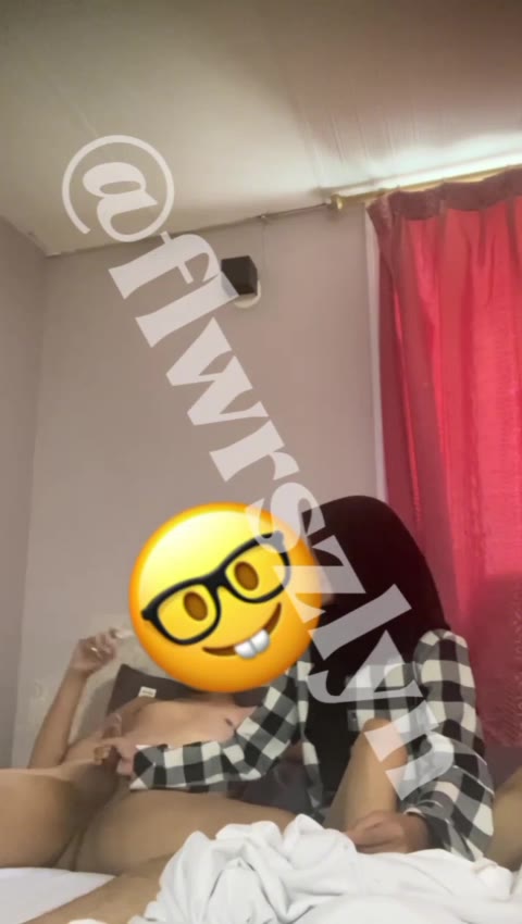EY 2